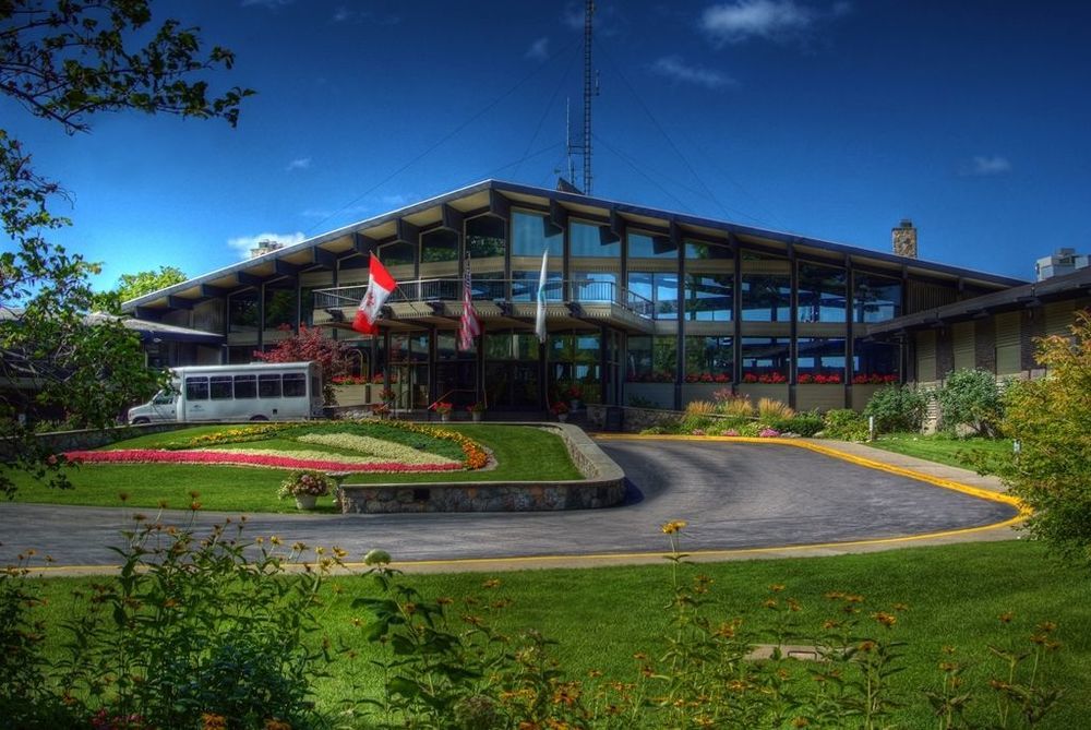 Summit Village Bellaire Luaran gambar